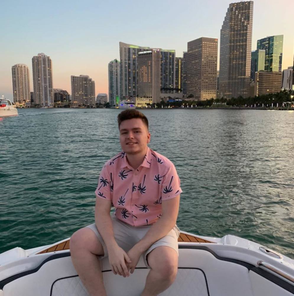 Meet your Posher, Tyler